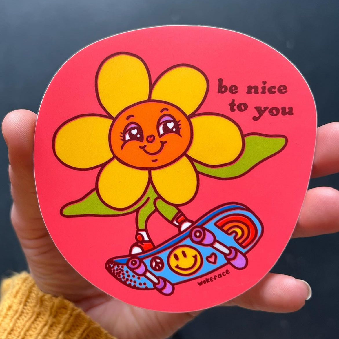 Pegatina de patinador con flor "Sé amable contigo"