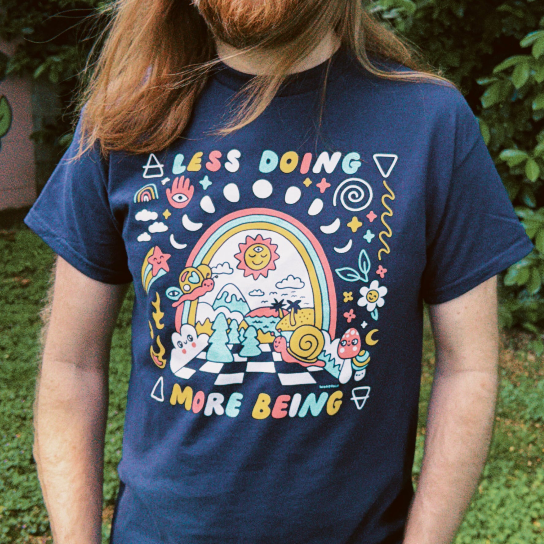 Menos hacer, más ser camiseta